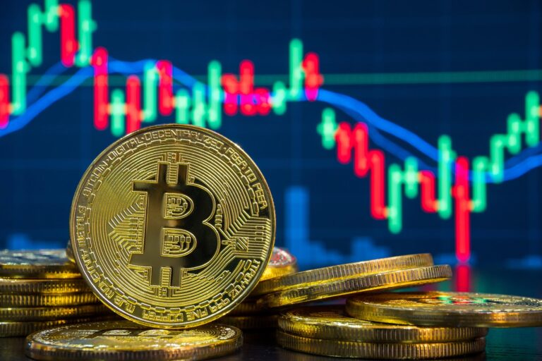 Is Bitcoin Worth Investing in 2025? Expert Insights